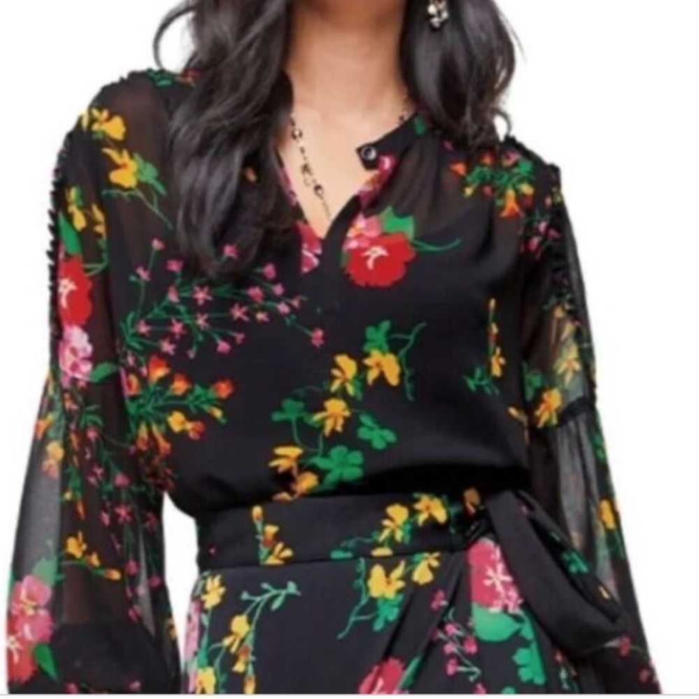CAbi Black Floral Semi-Sheer Thespian Pull Over Blouse Size M